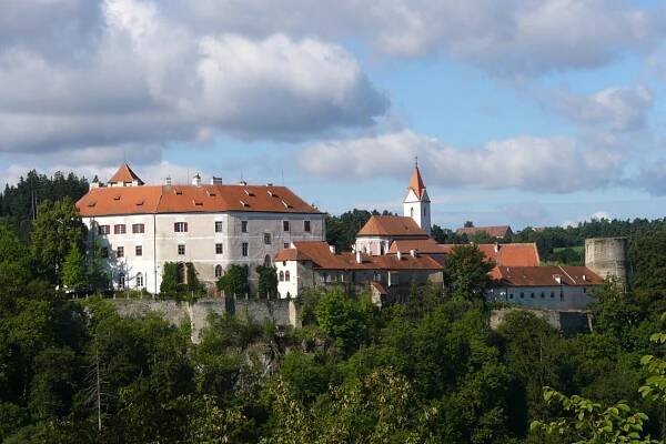pohledy na hrad - Hrad Bítov