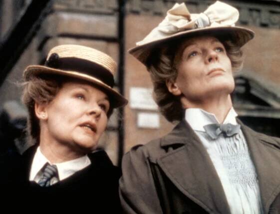 A ROOM WITH A VIEW, Judi Dench, Maggie Smith, 1985, (c)Cinecom