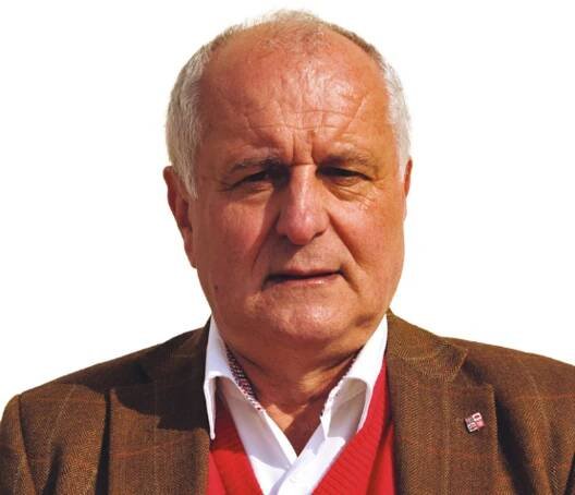 Představujeme kandidáty do senátu, do horní komory chtějí hlavně muži