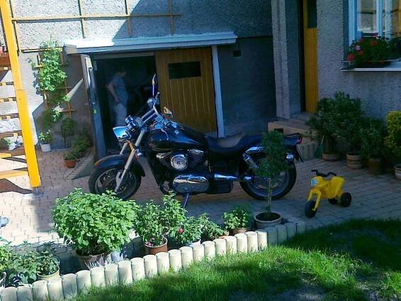 2005 Suzuki VZ 1600 Marauder benzín