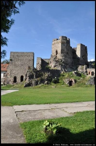 Hrad Levice – Levický hrad / hrady-zriceniny.cz