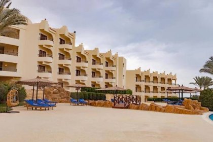 Life Resorts Coral Hills Beach & Spa El Qoseir Exterior photo