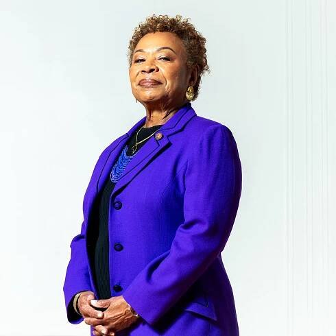 After Harris’s Loss, a Liberal Icon Ponders Life on the Outside