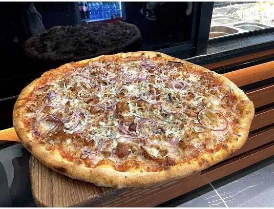 28cm 22. Kebab Pizza
