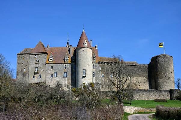 Burg Châteauneuf-en-Auxois