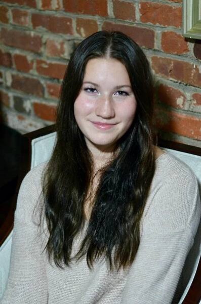 Isabelle Becraft
