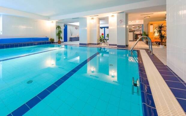 Adršpach: Hotel Tommy *** s chutnou polopenzí včetně nápojů a vstupem do wellness centra (bazén, vířivka) - 24travel.cz