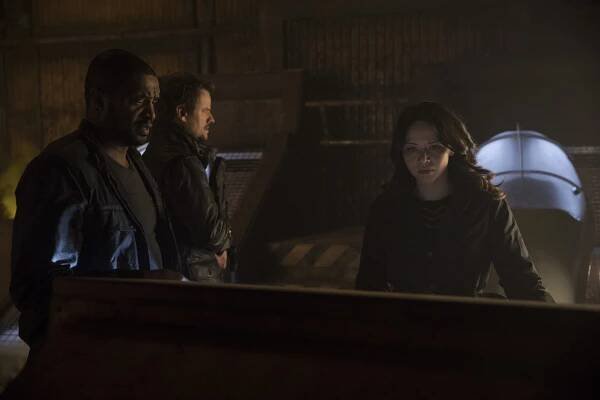Dark Matter - The Dwarf Star Conspiracy - Z filmu - Melissa O'Neil