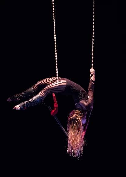 frequent flyers, aerial dance, swing, circus, gig
