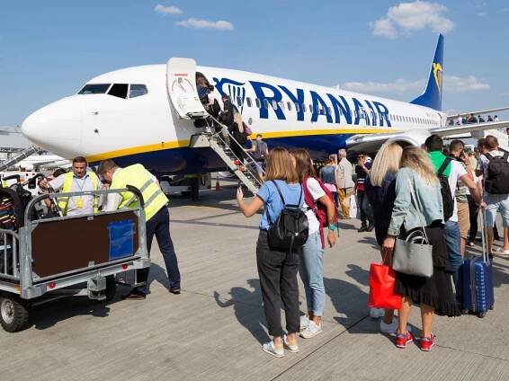 Plány na léto: Ryanair obnoví lety a zakáže fronty na toaletu