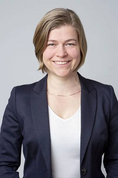 Caroline Martin | Portrait