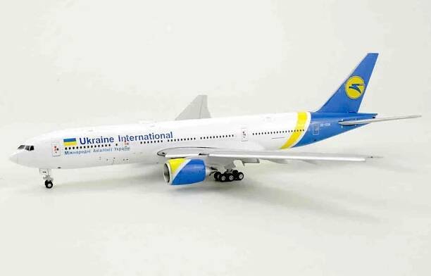 JC Wings - BOEING 777-200ER , 'UR-GOA' Ukraine International Airlines (Міжнародні Авіалінії України) - UIA  (FLAPS DOWN) - Obrázek 2
