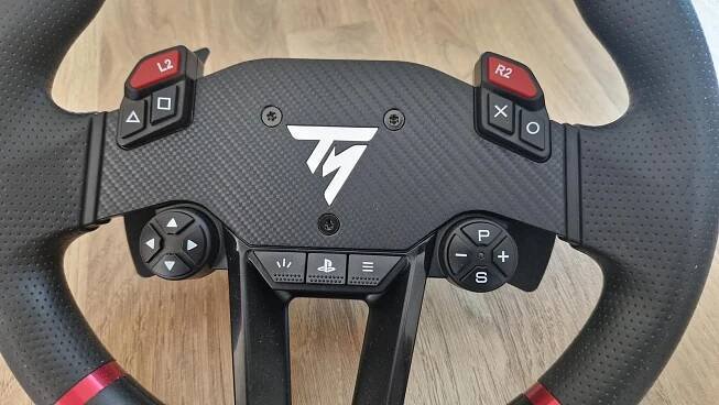 Test volantu Thrustmaster T598: pohon Direct Drive ve střední třídě