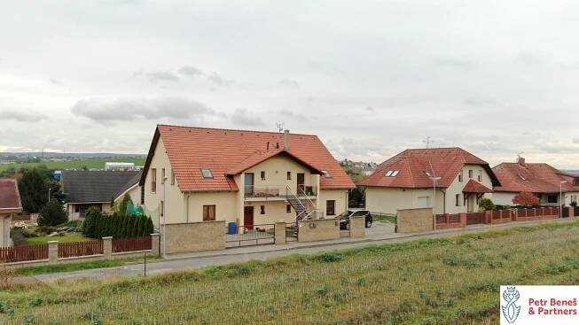 Luxusní byt 5+kk s podílem na pozemku | Petr Beneš & Partners