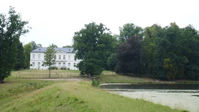 Fotografie - Jinošov - zámek Schönwald (Šénvald) - 29.07.2022