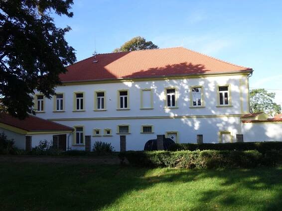 Dyjákovice - obecní úřad foto 6