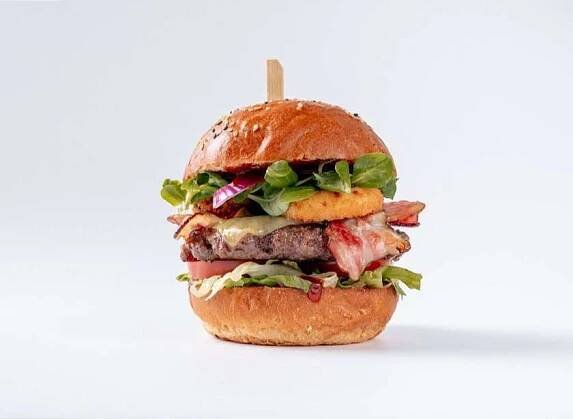 Bouda Burgers Mercury | Wolt | Delivery | České Budějovice