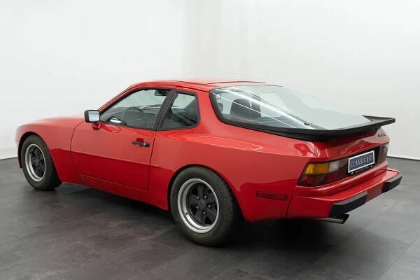 Porsche 944 | Classicbid