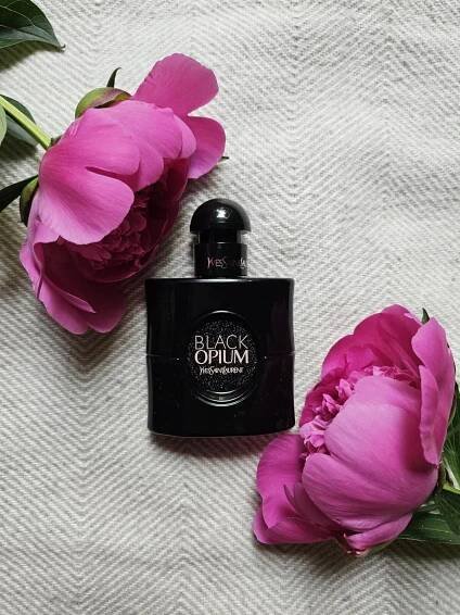 Black Opium Le Parfum Yves Saint Laurent pro ženy