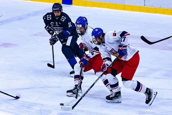 Organizace na jedničku, Tábor zvládl hokejový turnaj pěti zemí do osmnácti let