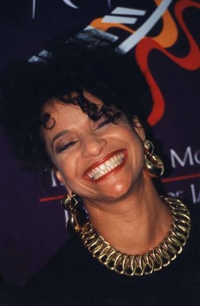 Debbie Allen - Wikipedia