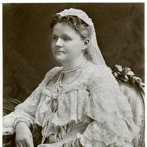 Who was Princess Helen of Waldeck and Pyrmont, Duchess of Albany?