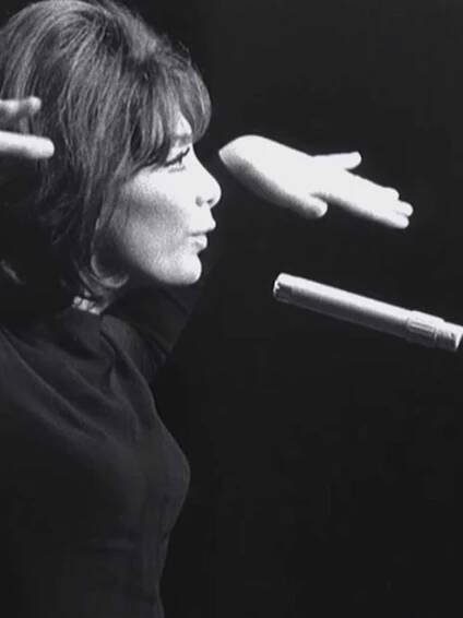 Juliette Greco DDR-Magazin 1969/02 – PROGRESS Archive