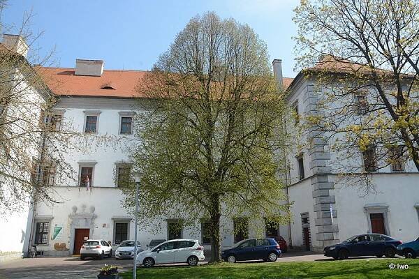 Zámek Lovosice – cokolivokoli.cz