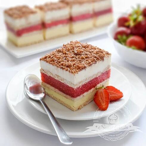 Świat Ciasta: Truskawkowy 3 Bit | Ricette, Dolci, Pasticcini