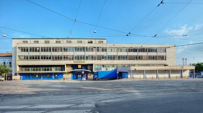 Budovu pošty v Brně koupila firma Recollect ze skupiny Trinity Bank - Urban centrum