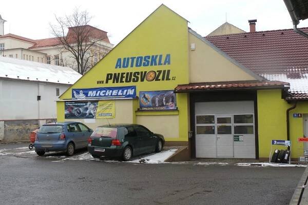 Autoskla a pneuservis - Michal Svozil foto 1