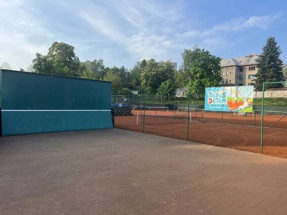 Tenis Rochlice Liberec • Sportovištěv Liberci • HobbyLiga.cz