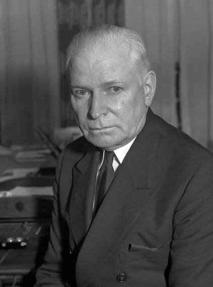 Elmer Thomas