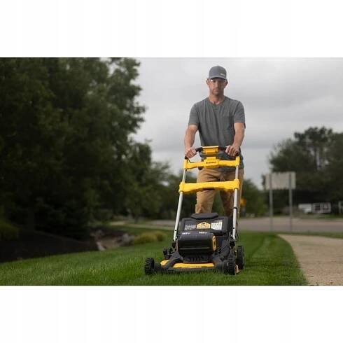 Aku sekačka s pojezdem 2x18V bez aku DeWALT DCMWSP156N 