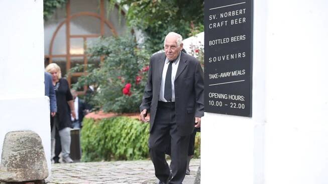 Pohřeb Vaša Patejdla (†68): Kar jen pro vyvolené! | Blesk.cz