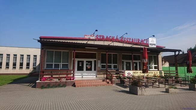 Stracká restaurace - Straky | Katalpa