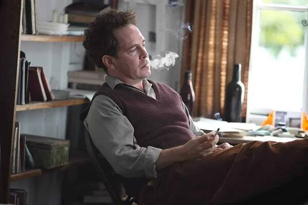 Tom Hollander, A Poet in New York (2014)