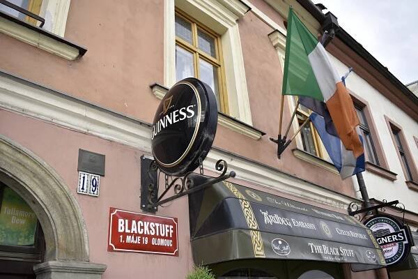 Olomoucký pub zaplní Skotové. My budeme fandit Česku, ujišťuje majitel