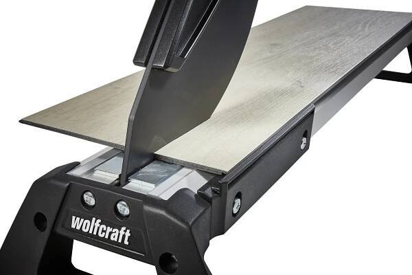 WOLFCRAFT VLC 800 řezačka vinylu a laminátu