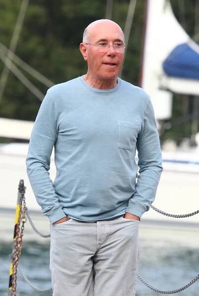 David Geffen arriving by boat to Portofino