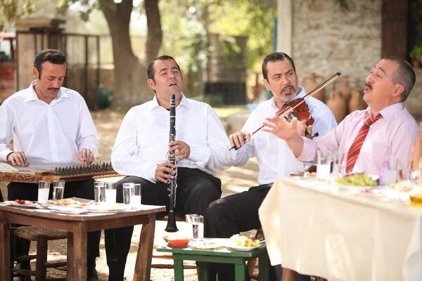 Ata Demirer, Caner Alkaya - Eyyvah Eyvah 3 - Z filmu