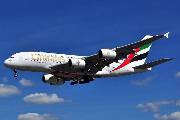 Súbor:Airbus A380-800 - Emirates (A6-EDF).JPG – Wikipédia