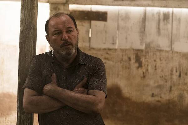 Živí mrtví: Počátek konce - El Matadero - Z filmu - Rubén Blades