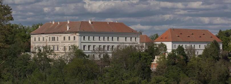 Z historie - Zámek Rosice