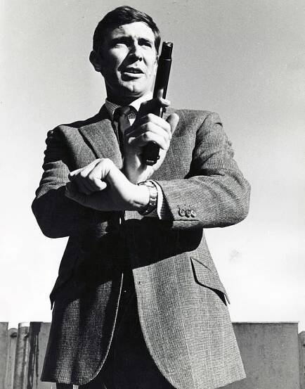 Strach o legendárního Bonda: George Lazenby (84) skončil v nemocnici!