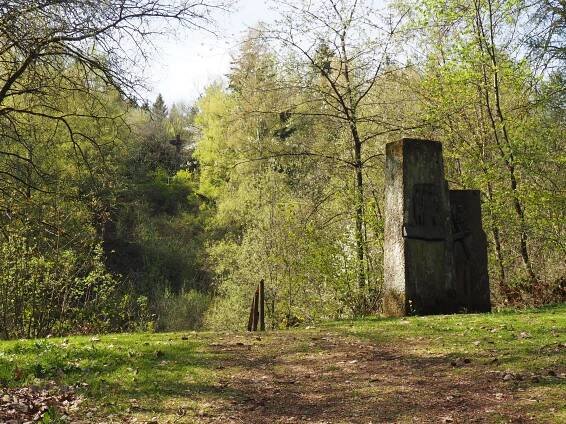 Kalvarienberg – von einem Berg, einer Explosion und dem, was heute ist – Susanne Wingels