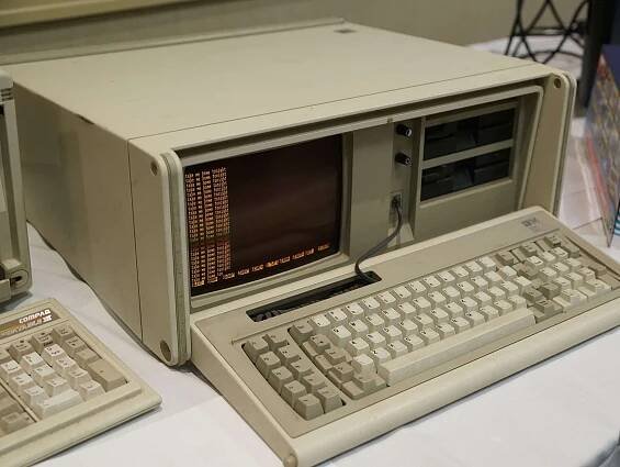 DOS ChatGPT přináší umělou inteligenci do počítače z roku 1984