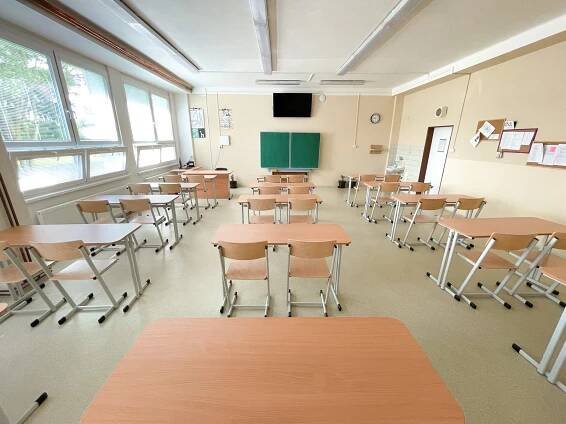 Gymnáziu Karla Čapka, Dobříš - skolnilavice.cz