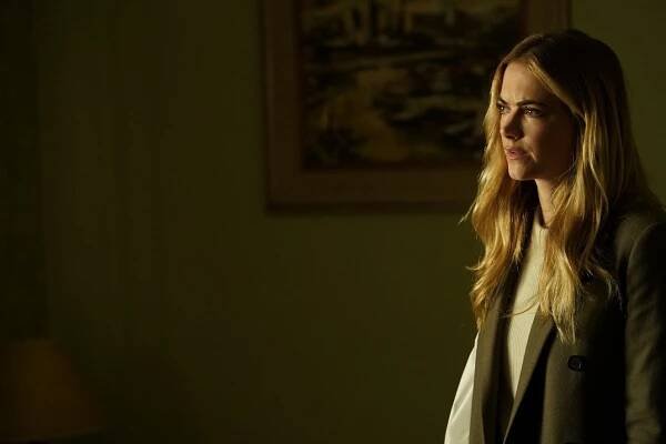 Námořní vyšetřovací služba - Přátele si drž blízko, 1. část - Z filmu - Emily Wickersham