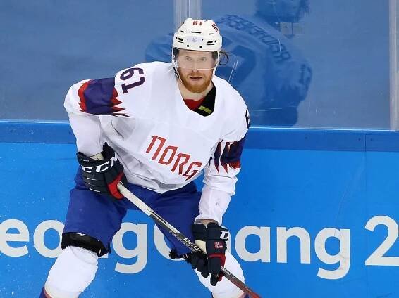 Olympic ice hockey star Alexander Reichenberg dies aged just 31 as tributes paid to 'artist'